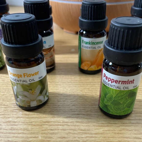 Life of Leisure Aroma Diffuser Lighted Aromatherapy Plus 10 Essential Oils Gift! - Picture 4 of 12